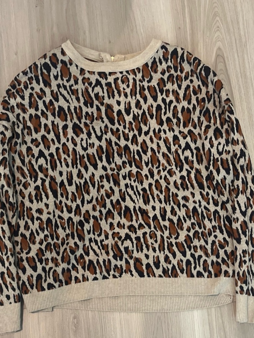 H&M Leopard Print Crewneck Sweater in Beige, Brown, Black